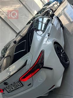 تۆیۆتا کامری